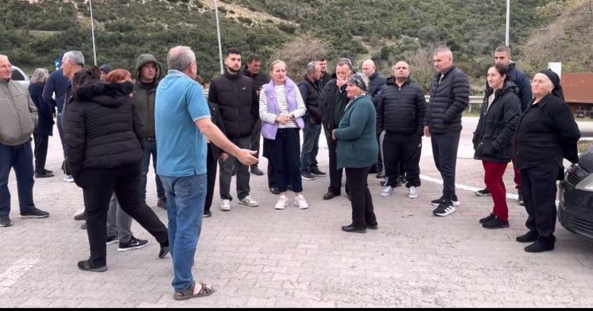 Banorët e Borshit në protestë: Kadastra na ka bllokuar pronat! Toka iu është dhënë Komunitetit Mysliman