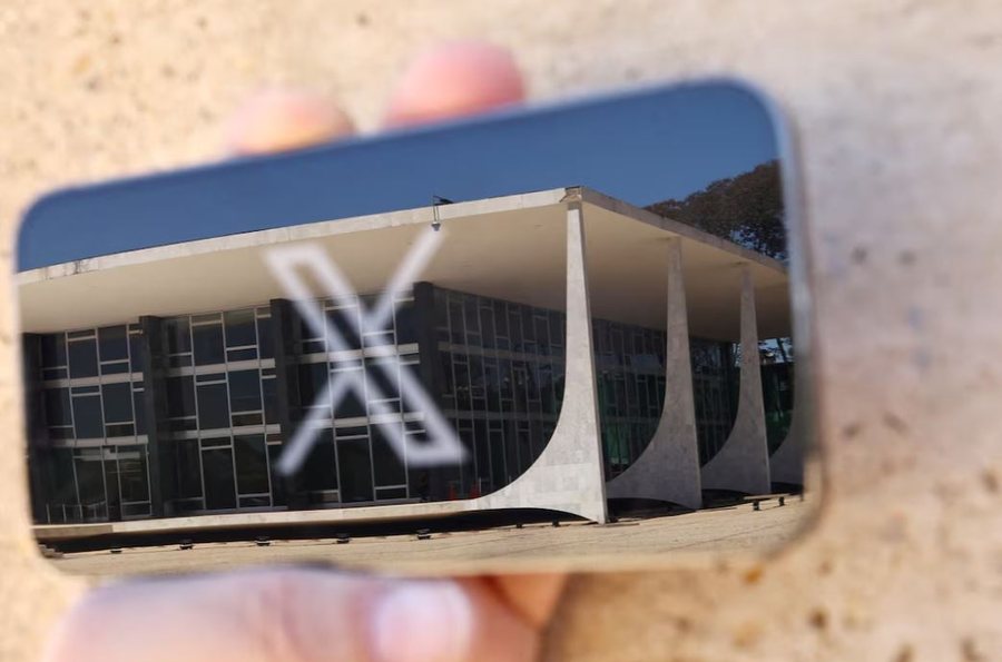 Bllokohet për disa orë X, rrjeti social i Elon Musk