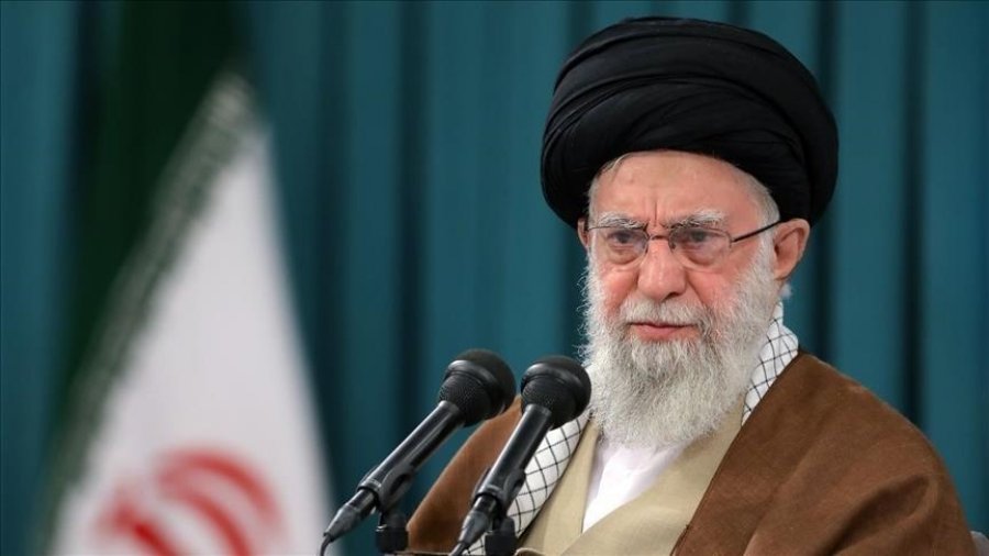Bombardime ndaj Iranit? Khamenei paralajmëron për ‘hakmarrje të fortë’ ndaj çdo ‘agresioni të jashtëm’