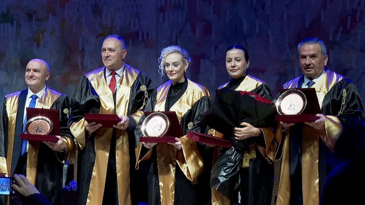 Çmimet “Toga e Artë 2025” për avokatët/ Saimir Visha: Reforma në Drejtësi dështoi, zbehu punën e avokatëve