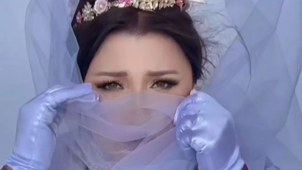 “Dashuria”, Parashqevi Simaku i rikthehet muzikës, sjell këngën e saj të re