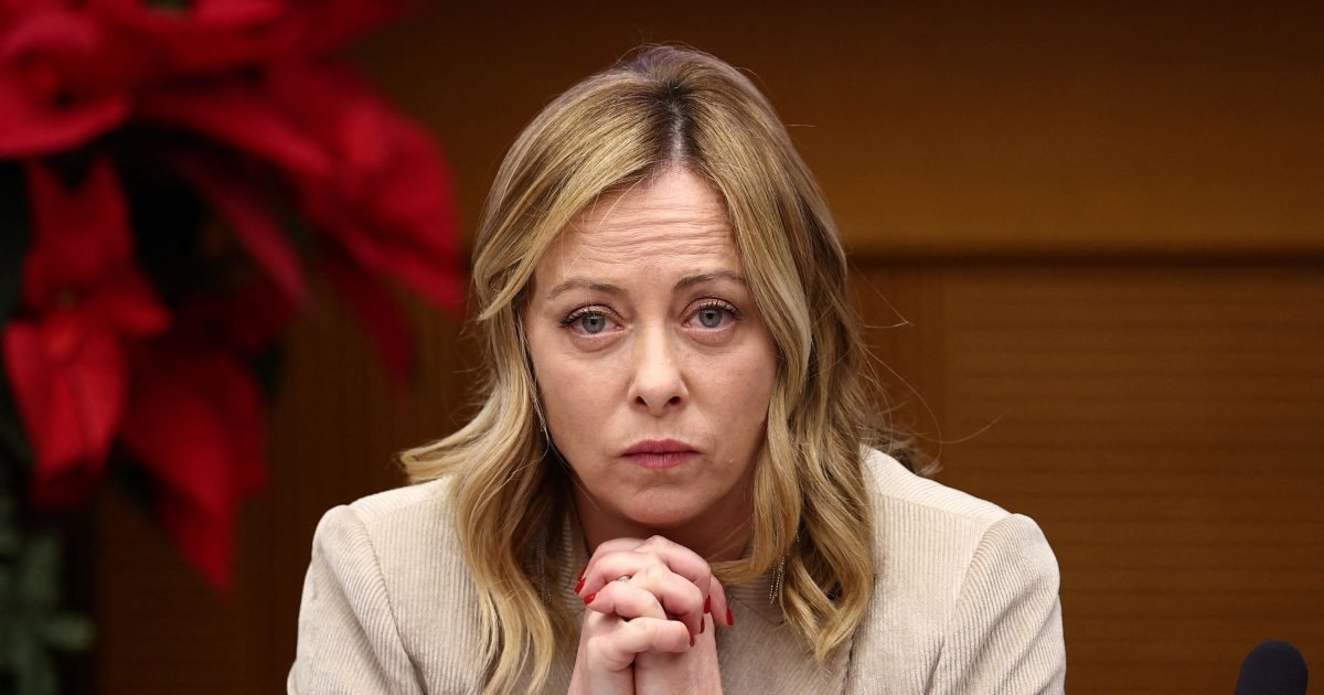 Dekreti i ri i Melonit për qendrat e emigrantët në Gjadër, Brukseli jep dritën jeshile: Në përputhje me rregullat