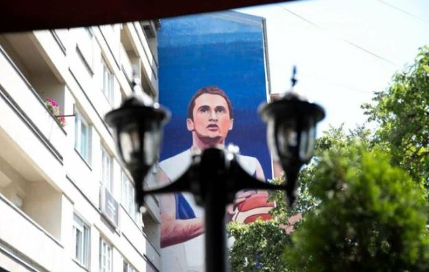 E tuprshme: LVV e përjashton ikonën e basketbollit