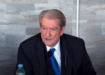 “Energjia elektrike për biznesin nga 18-24 lekë/kW do shitet 6 lekë” Berisha: Heqim taksën “Rama” për karburantet