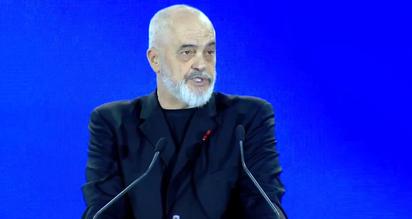 “Fëmijët tuaj do mësojnë shqip”, Rama-shqiptarëve të Kretës: Si sot e një vit do jetë hapur konsullata e Shqipërisë, s’do shkoni më në Athinë