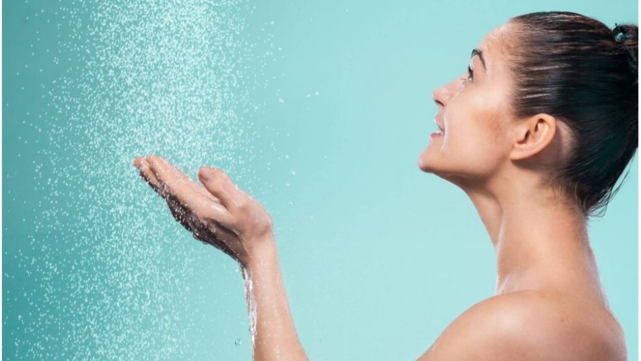 Gabimet e zakonshme që bëni gjatë dushit, dëmet që shkaktojnë