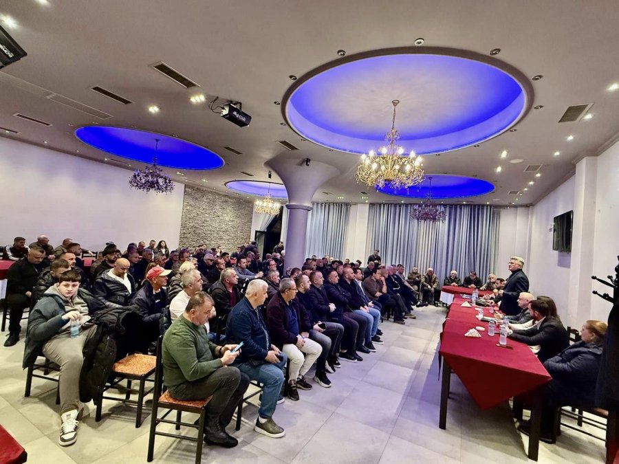 Gjekmarkaj në Rubik: Me daulle e pritën Ramën, por edhe me daulle do të ikë më 11 maj