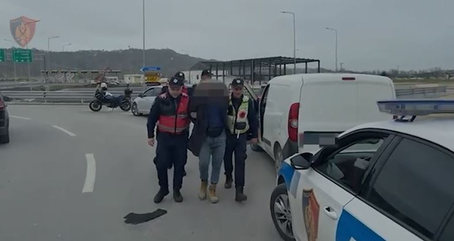 I dënuar me 5 vite burg, lëvizte me automjet në Tiranë, Policia Rrugore arreston 41-vjeçarin