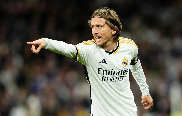 Ideja e bujshme! Modric do largohet nga Reali, por jo nga La Liga