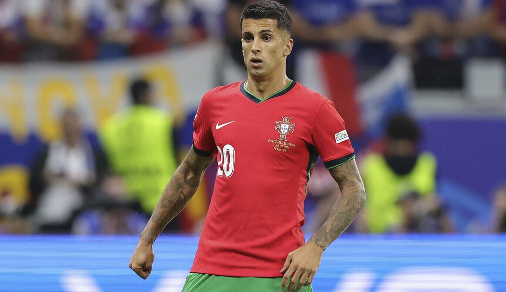 “Kam një personalitet të fortë”, Cancelo: Ja çfarë nuk funksionoi me Guardiola-n
