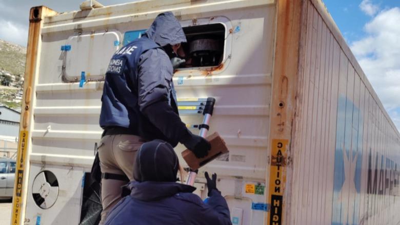 Kapet kokainë me vlerë rreth 6 mln euro në Portin e Pireut, vinte nga Ekuadori