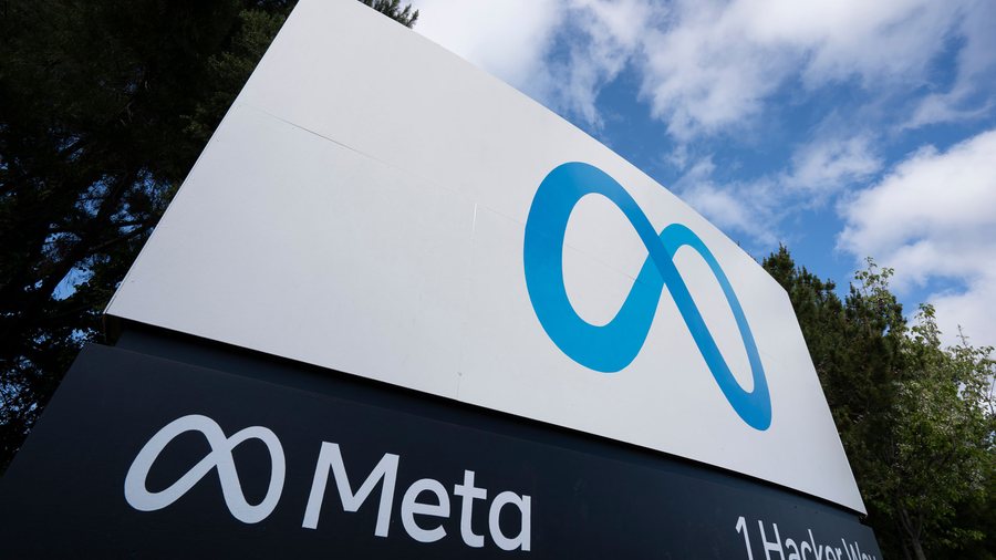 Kompania Meta do të vendosë kabllot nënujore të komunikimeve për të lidhur pesë kontinentet