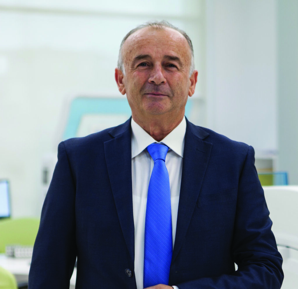 Llajo: Do të hyj në politikë, duke mos hequr dorë nga mjekësia