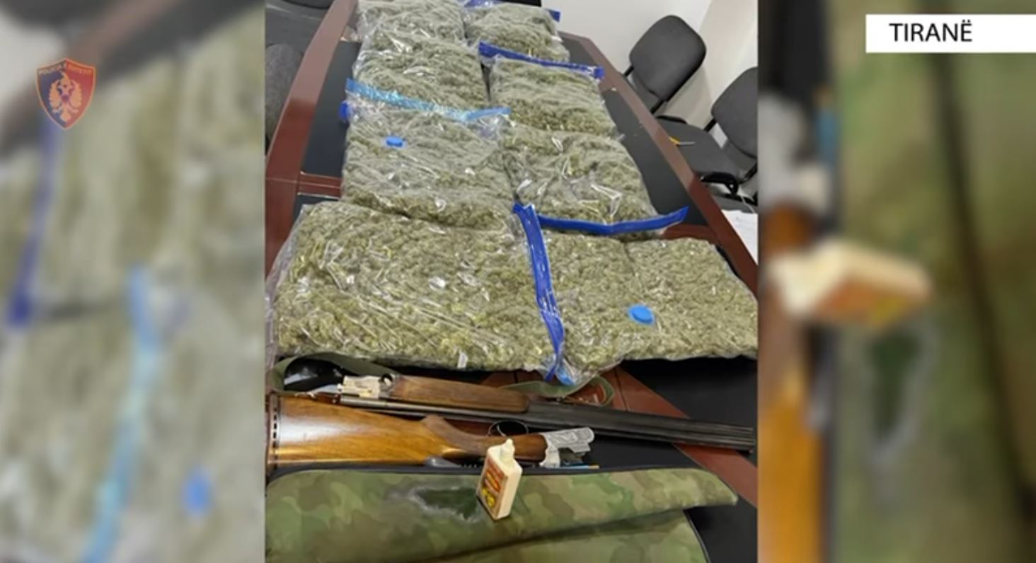 Mbi 8 kg drogë në makinë/ Arrestohet në Laprakë 56-vjeçari, në banesë iu gjet edhe armë