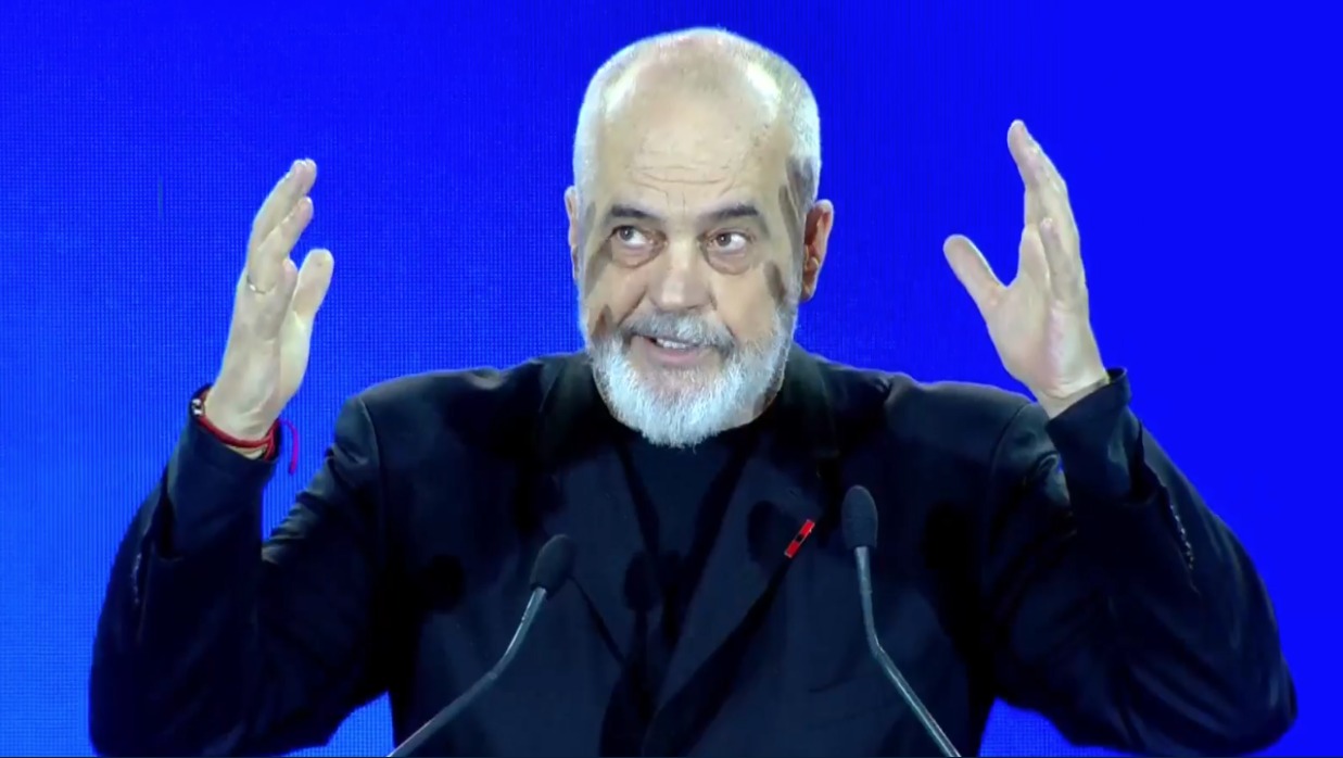 “Në listat e kandidatëve kanë futur gjithë fisin”, Rama thumbon opozitën nga Kreta: Me këta fitojmë edhe pa bërë fushatë fare!