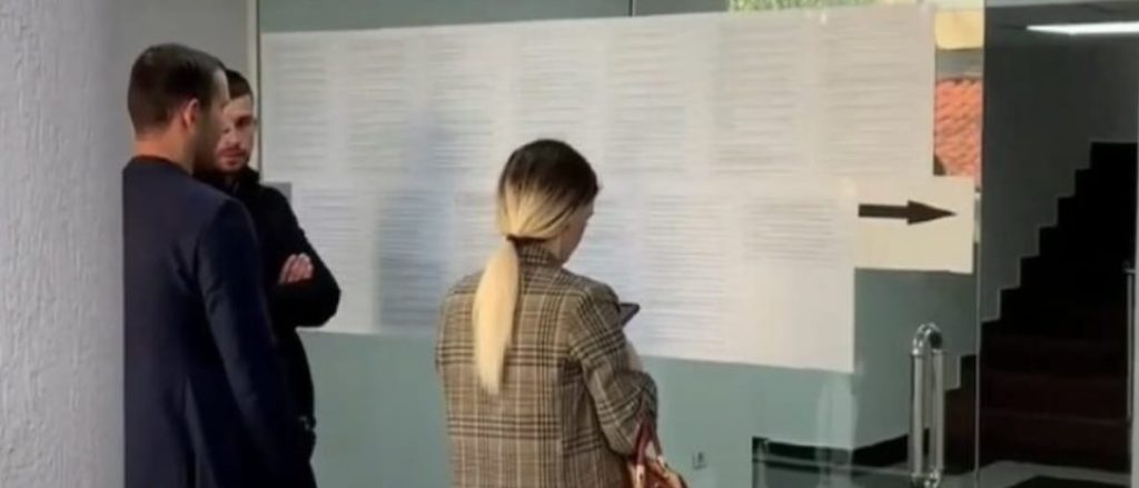 Nga 2026, në Shqipëri pagat e atyre që punojnë në shtet do të rriten aq sa do të shtrenjtohen çmimet