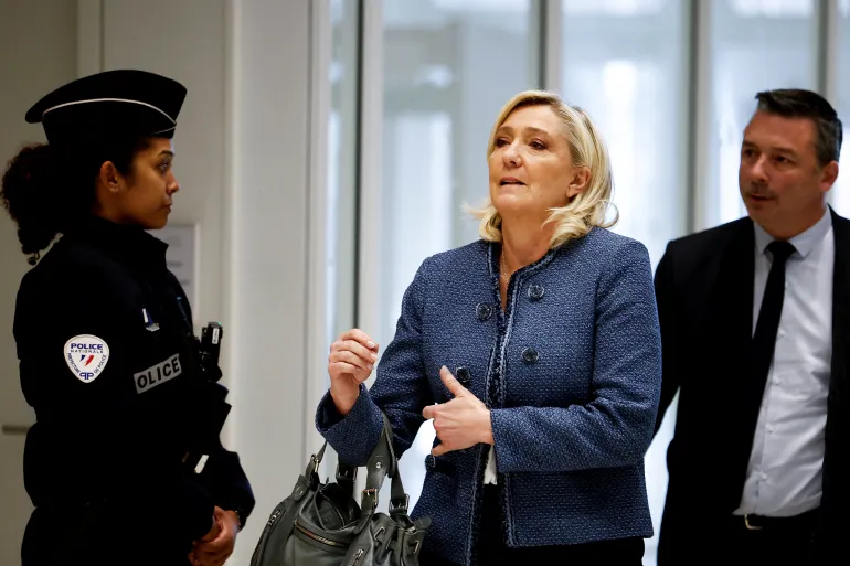 Një ditë e zezë për Marine Le Pen