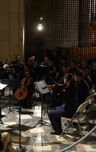 Një natë speciale në zemër të Parisit ku Orkestra Simfonike e Forcave të Armatosura…