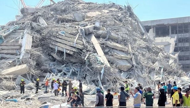 Pasojat tragjike të tërmetit 7.7 ballë në Mianmar, mbi 1 000 viktima