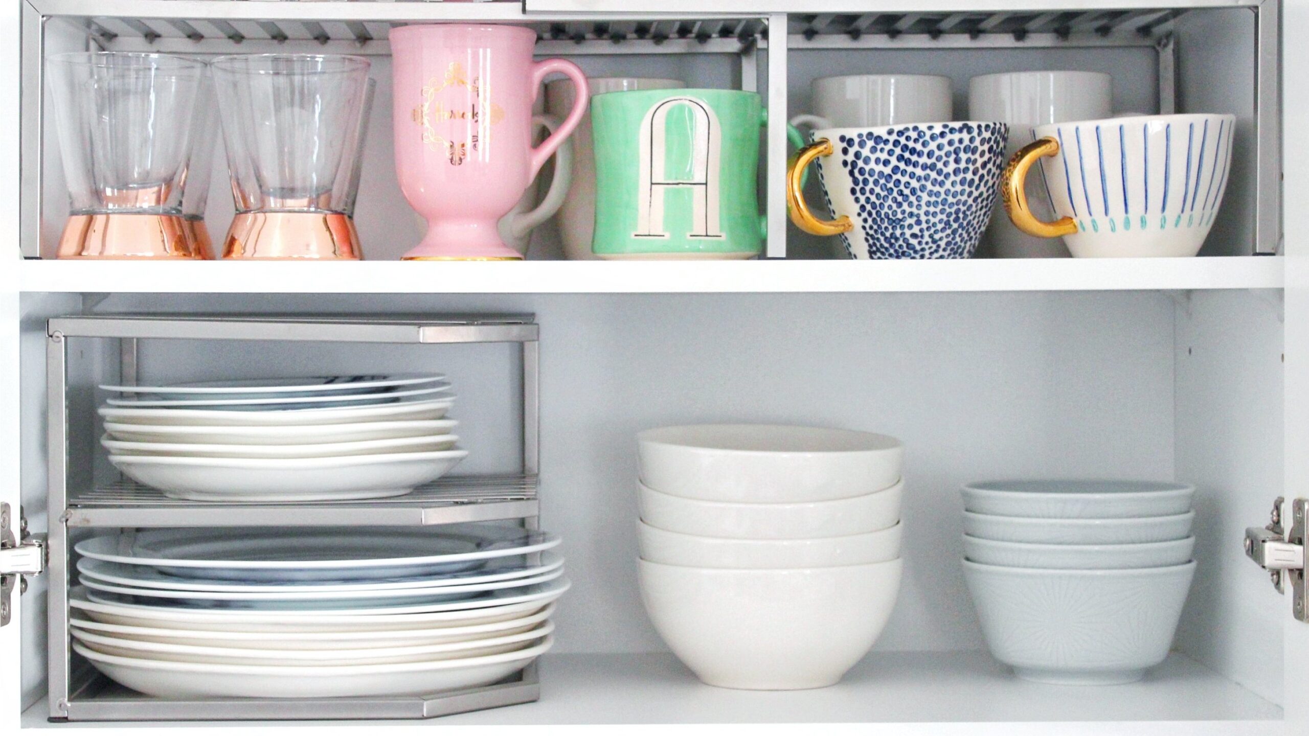 Pastrimi i Kuzhinës – Gjërat që Mund të Hiqni nga Dollapët pa u Menduar dy Herë