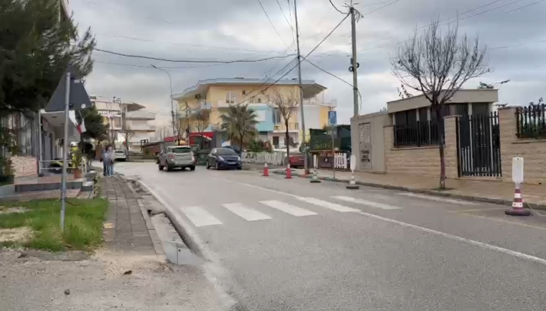 Plagosi me thikë bashkëmoshatarin, lirohet 17-vjeçari. Prokuroria: “U vetëmbrojt”