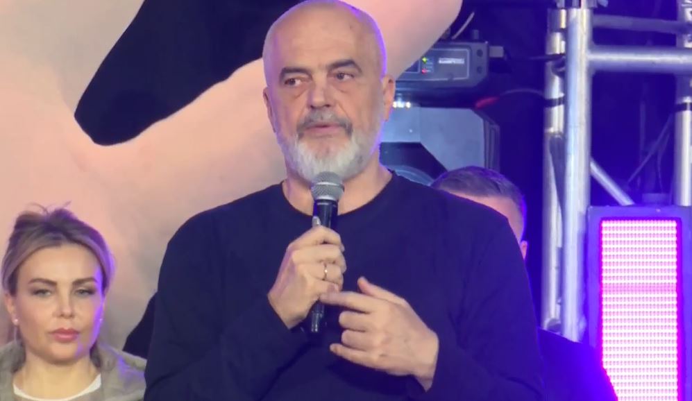 Premtimi i Ramës: Nga 1 janar 2026, paga minimale do të shkojë 500 euro