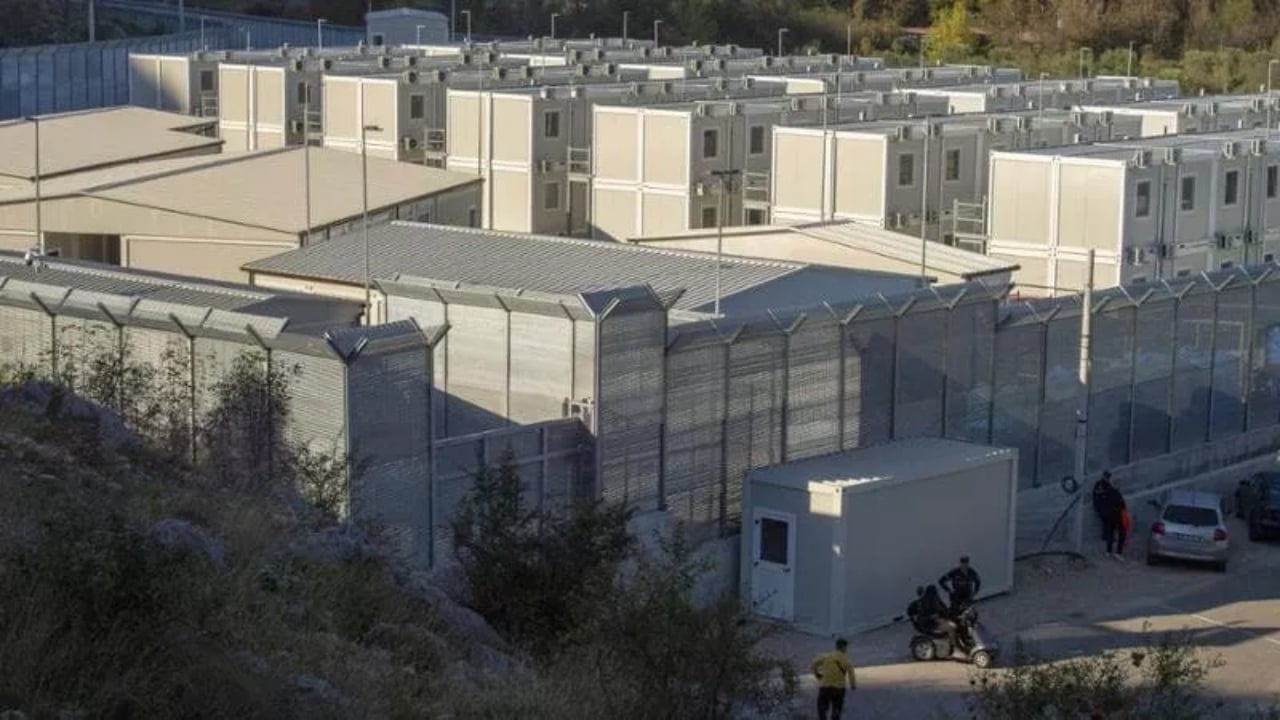 Qendrat e emigrantëve në Gjadër, Brukseli i jep “dritën jeshile” Melonit: Në përputhje me rregullat europiane