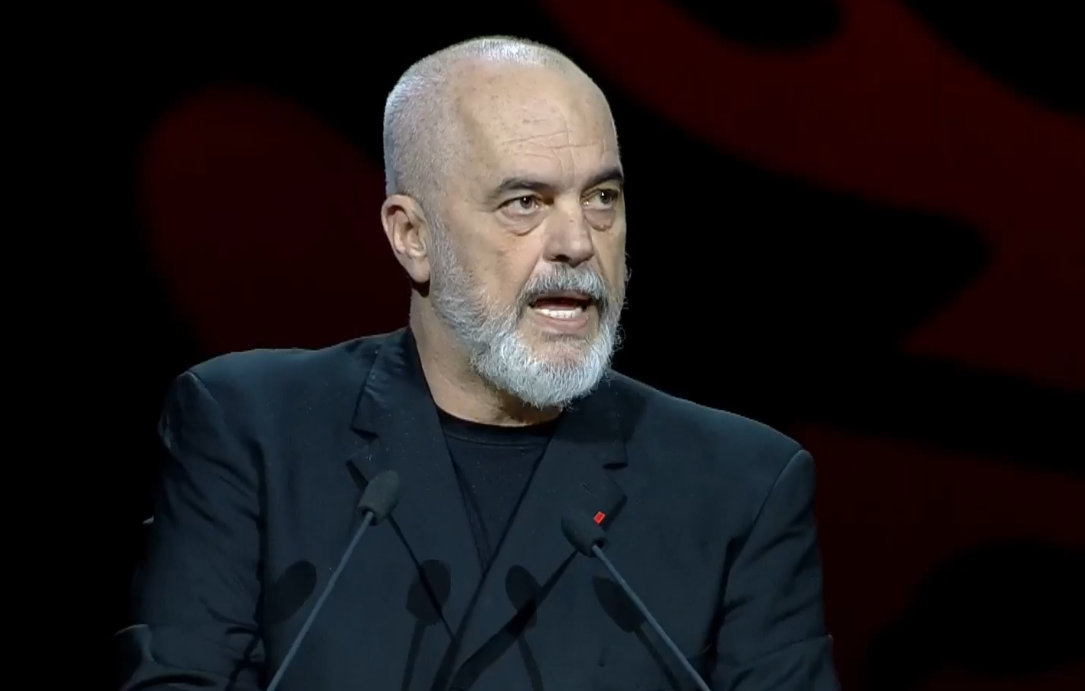 Rama me shqiptarët në Athinë: Mos luani me votën në 11 maj, dy gabimet që mund tu kushtojnë të ardhmen në BE