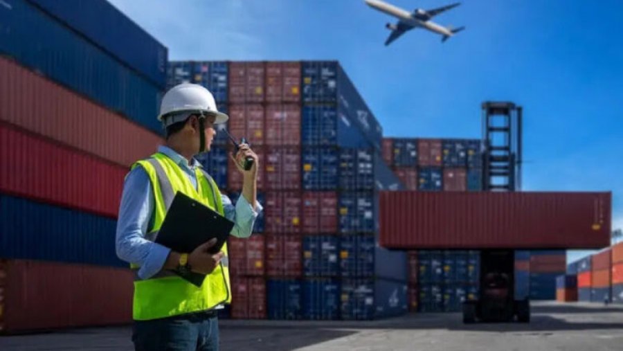 ​Rregullat e reja të BE-së për eksport dhe import i zë ‘befas’ bizneset në Kosovë