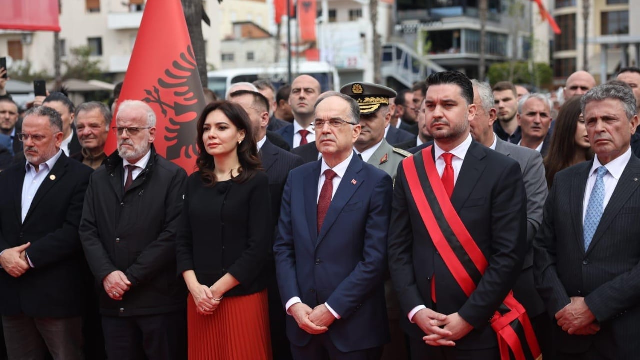 Spiropali në përkujtimoren e dëshmorit të kombit Indrit Cara: Nderojmë birin e Kavajës, të rënë në luftën për çlirimin e Kosovës