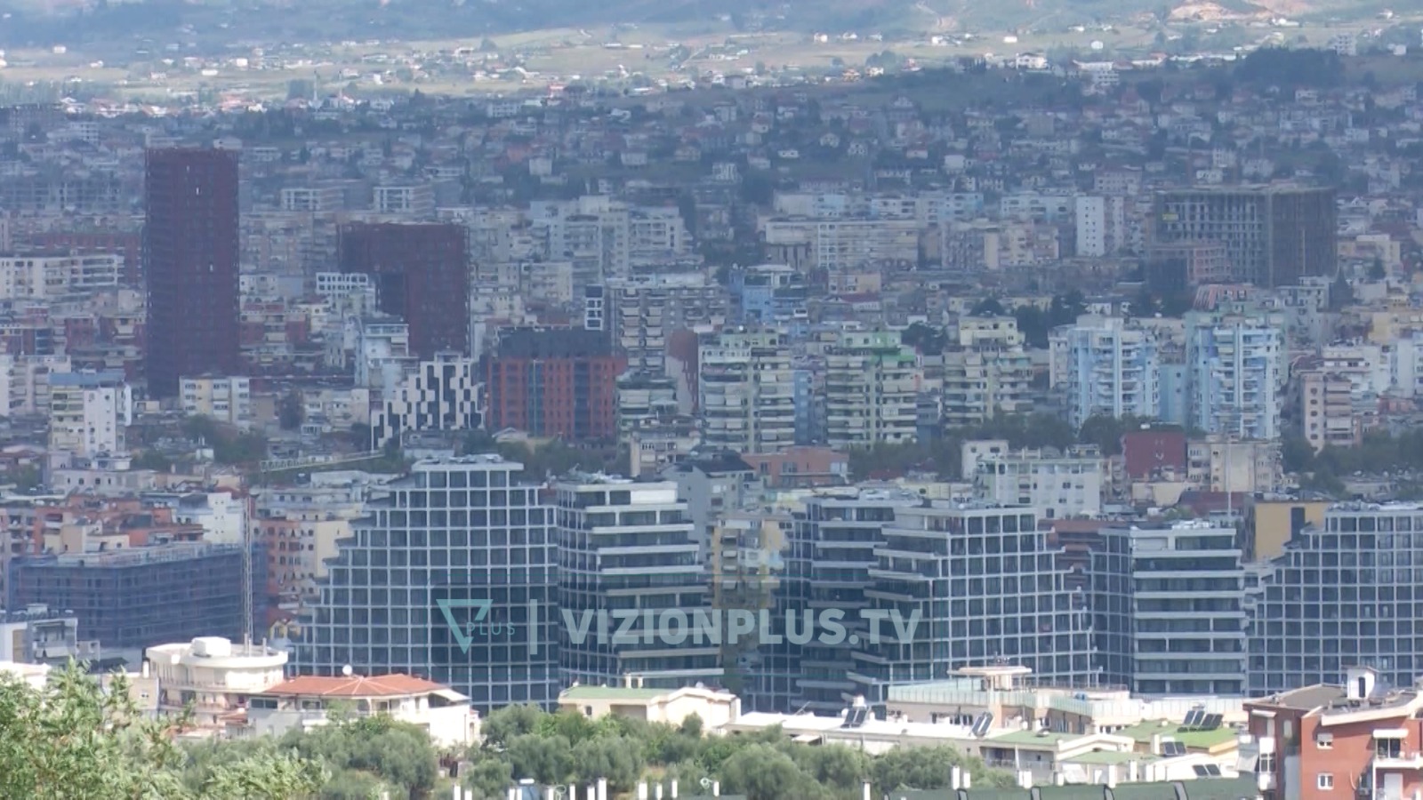 Të huajt blejnë prona në Shqipëri, vjet u shpenzuan 380 milionë euro. Interes më i lartë për zonat bregdetare