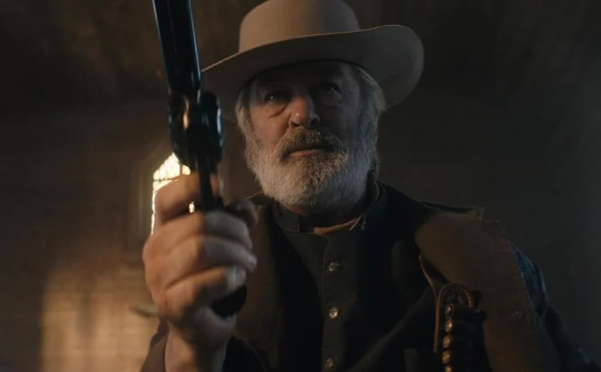 Traileri i filmit në xhirimet e të cilit Alec Baldwin vrau një kameramane