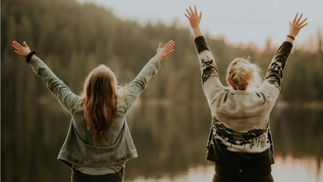 Tre shenjat e horoskopit të “bekuara” nga yjet, jeta e tyre do të ndryshoje për mirë