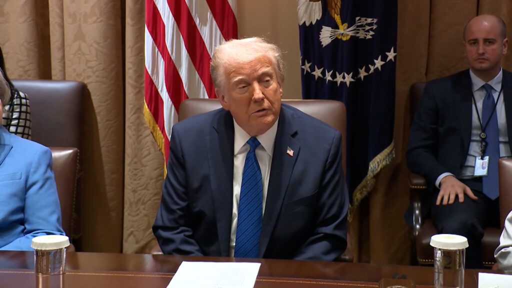 Trump në takim me të nominuarit për ambasadorë: Të ndalet manipulimi i zgjedhjeve dhe sulmi politik ndaj kundërshtarëve