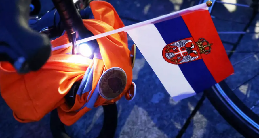 2,000 kilometra brenda 18 ditësh/ Nuk ndalen studentët serbë, nisen sërish drejt Brukselit por kësaj here në këmbë