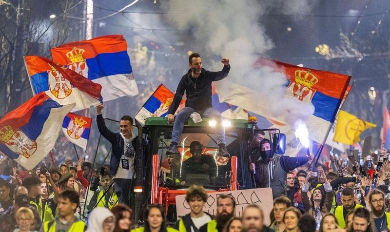 2000 km në 18 ditë/ Studentët serbë nisin maratonën drejt Brukselit: Duam një shtet demokratik!