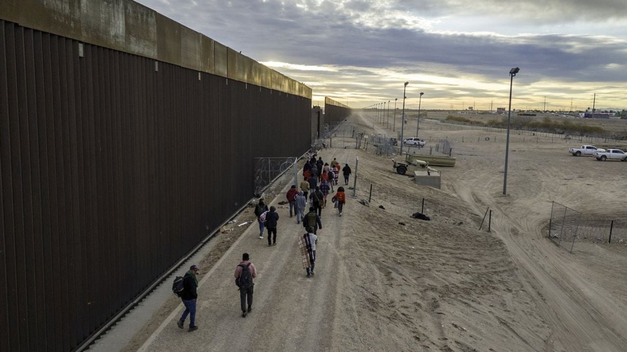 Administrata Trump blindon sërish kufirin, shton 90 milje siguri në kufi me Meksikën