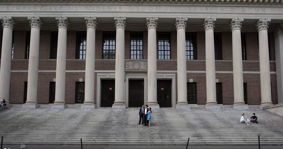 Administrata Trump ngrin 2.2 miliardë dollarë grante për Harvard