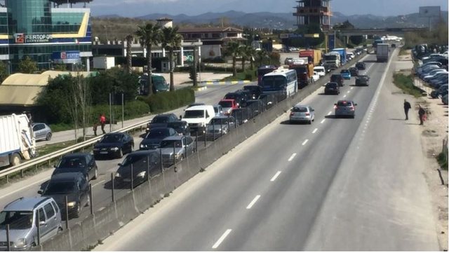 Aksident i rëndë në aksin Golem-Kavajë