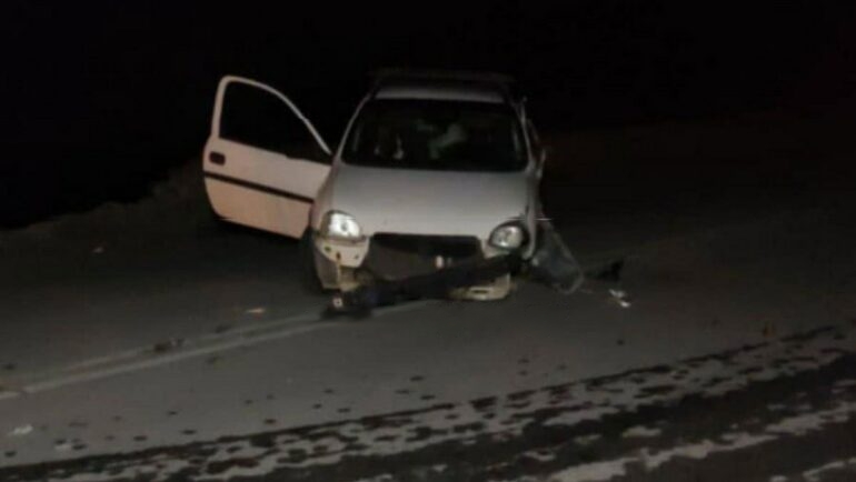 Aksident tragjik/ Dy makina përplasen ‘kokë më kokë’, raportohet për një të vdekur dhe pesë të plagosur