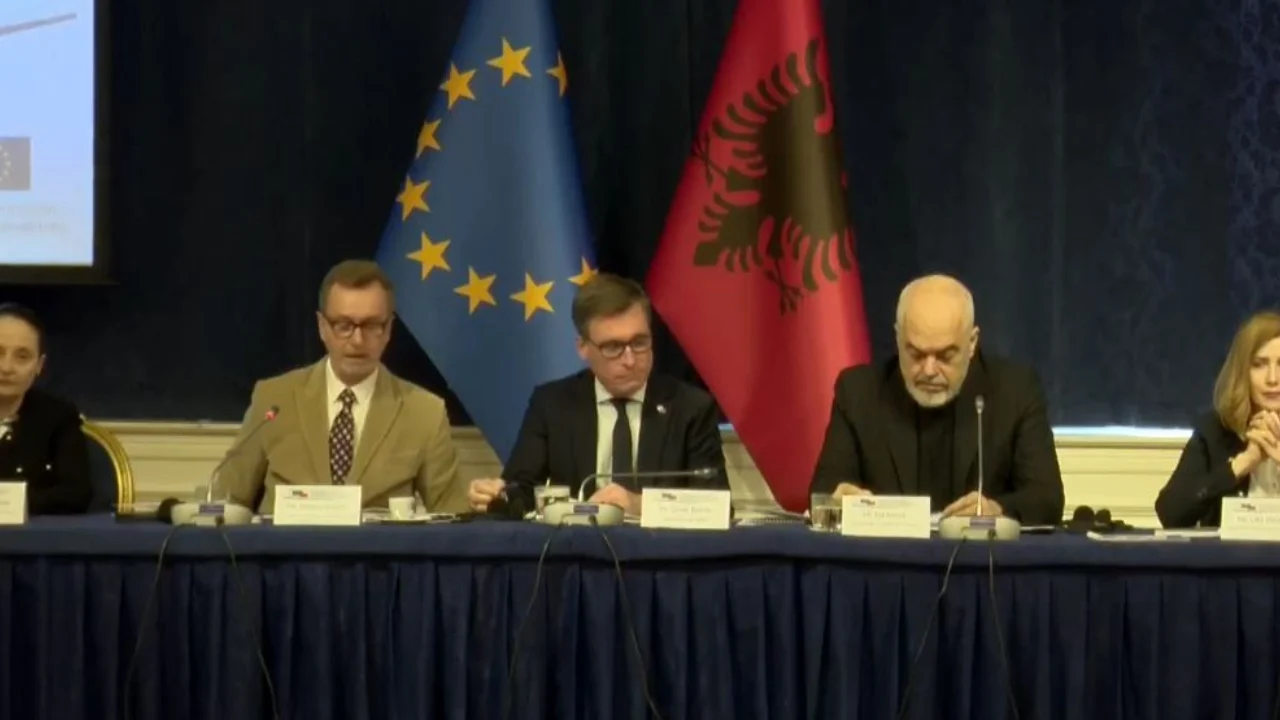 Ambasadori Gonzato: Shoqëria civile luan rol të rëndësishëm në procesin e integrimit në BE