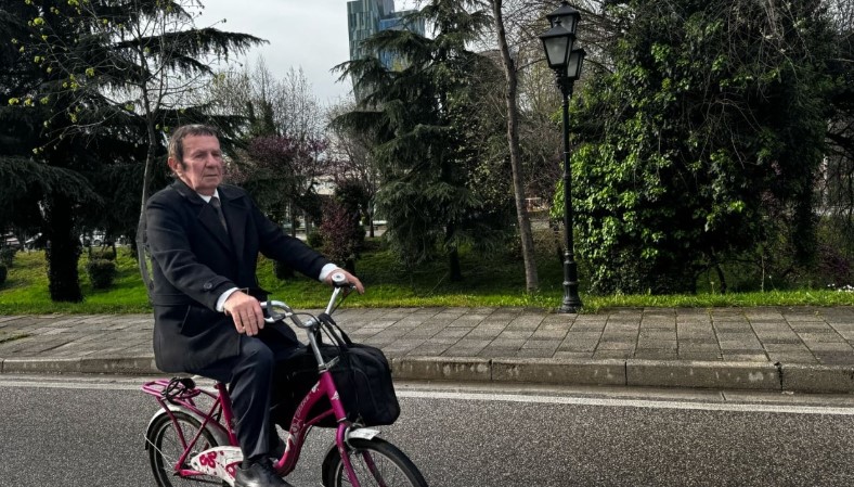 Ankimoi zgjedhjet parlamentare të 2021 pas 4 vitesh, Jenishehri gjobitet për padi abuzive me 50 mijë lekë