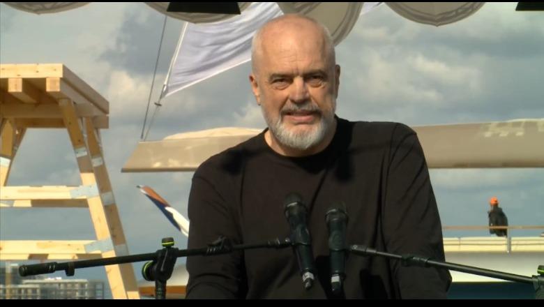 Ankorimi i anijes muze ‘Art Explora’ në Durrës, Rama: Macron, presidenti i parë francez në Shqipëri që nga pushtimi osman!