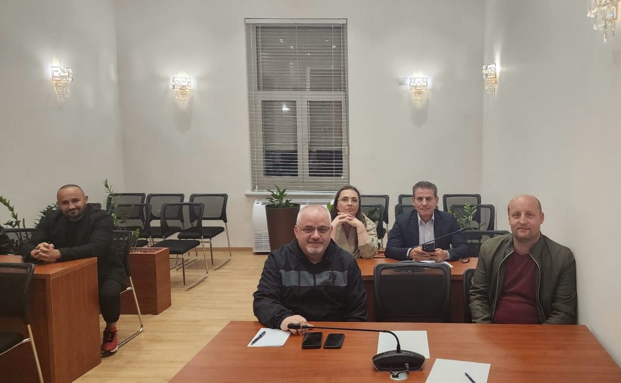 Artan Hoxha: E drejta vonon, por në fund TRIUMFON