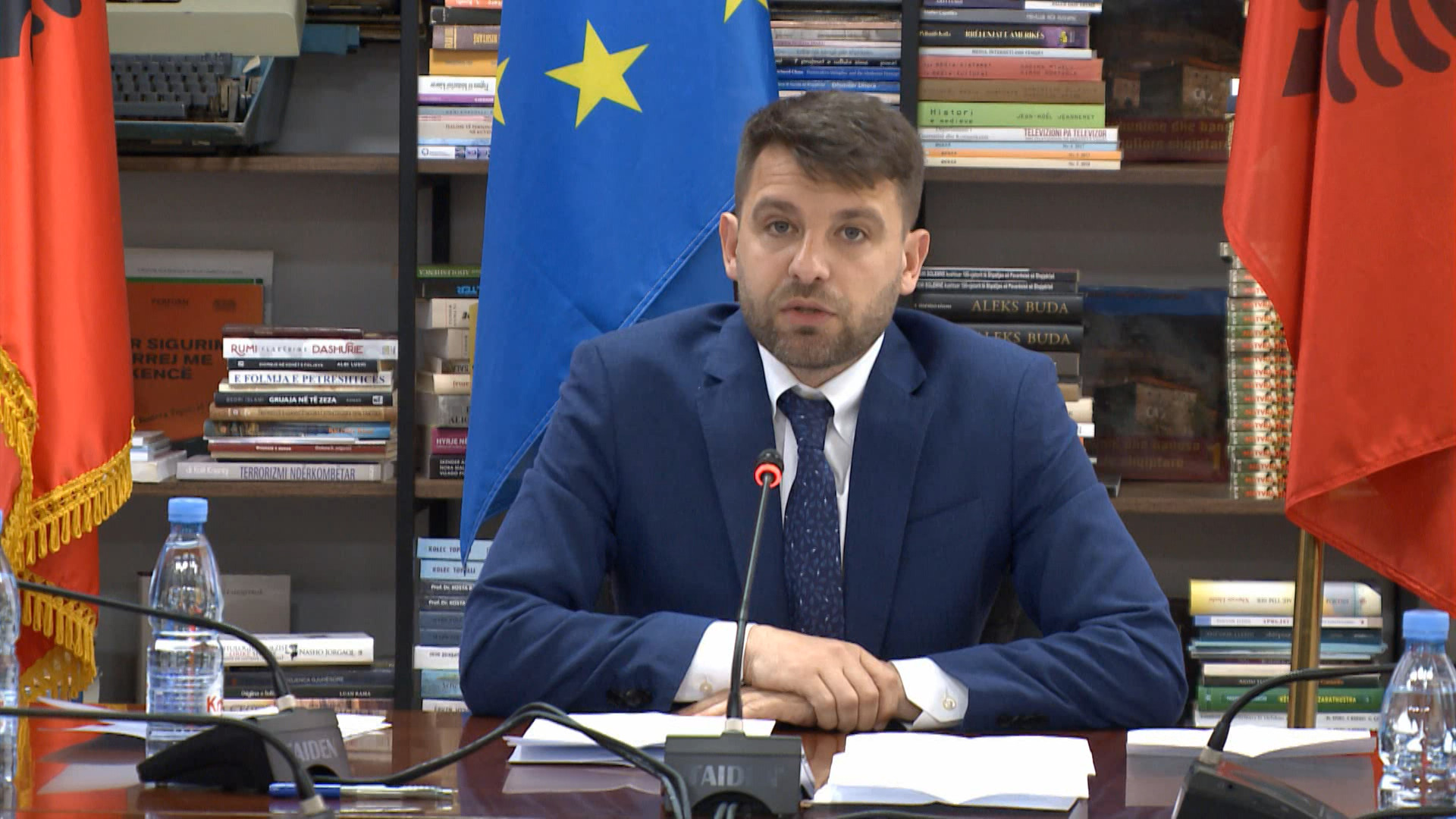 Asnjë kandidat nuk siguron shumicën, Këshilli Drejtues i RTSH mblidhet sërish nesër për Drejtorin