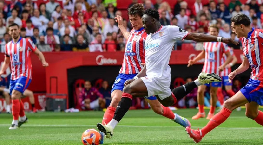 Atletico Madrid fiton në frymën e fundit ndaj Sevilla-s (video)