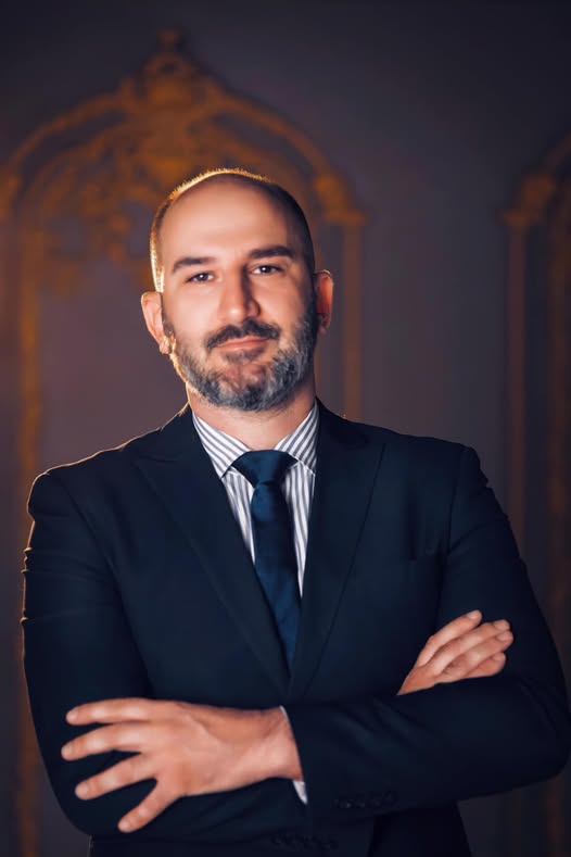 Aulon Naçi, emërohet drejtori i ri i Teatrit Kombëtar të Operas, Baletit dhe Ansamblit Popullor