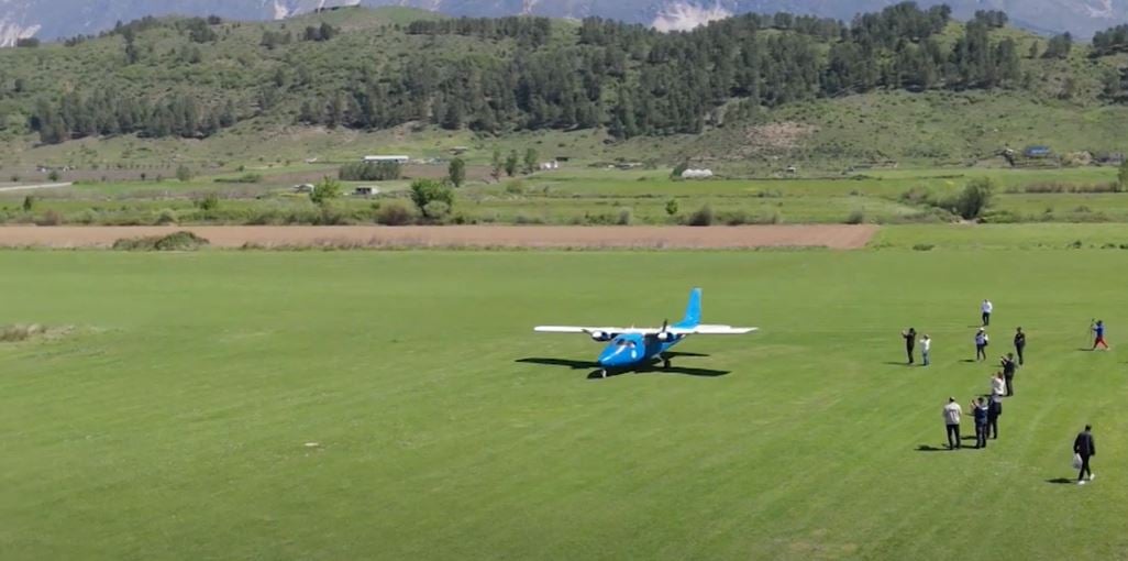 Avionët turistikë në Gjirokastër! Rikthehen fluturimet civile, vizitorët e parë nga ajri janë nga Italia
