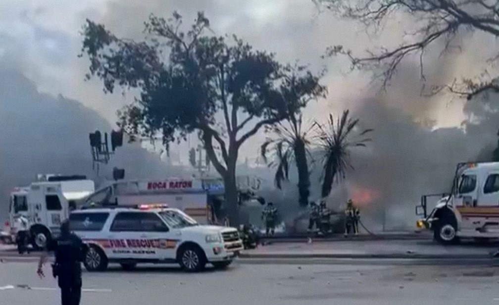 Avioni rrëzohet pas ngritjes nga aeroporti, raportohet për 3 viktima