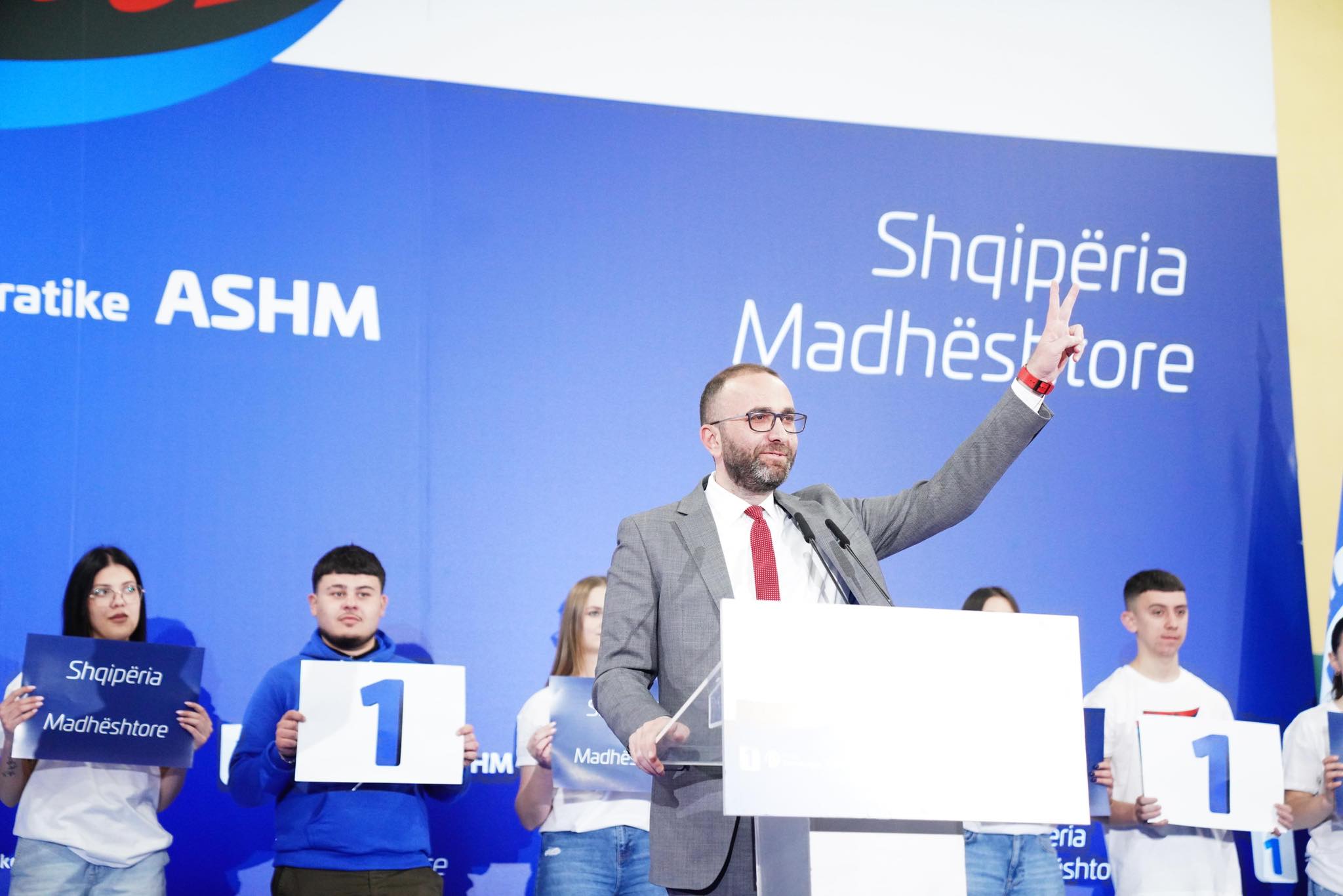 Bardhi:Policia ka ushtruar presion ndaj familjarëve të kandidates për deputete të PD